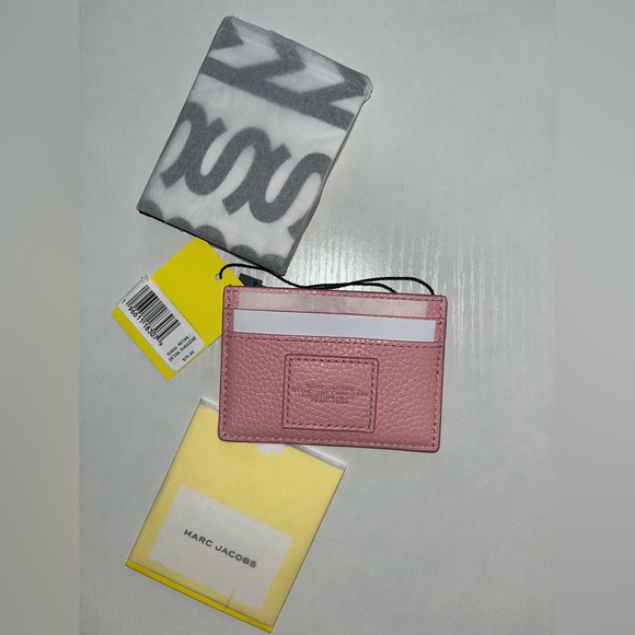 Marc Jacob’s Mini Crossbody Bag and Leather Card Case Set in Ribbon Pink 🎀 - Picture 7 of 8